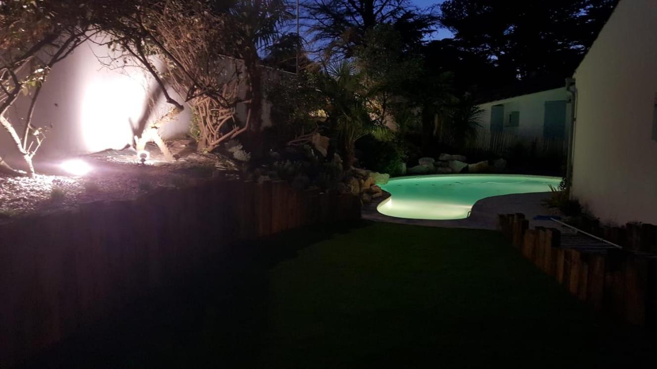 Tres Belle Villa Avec Piscine Le Bois-Plage-en-Ré エクステリア 写真